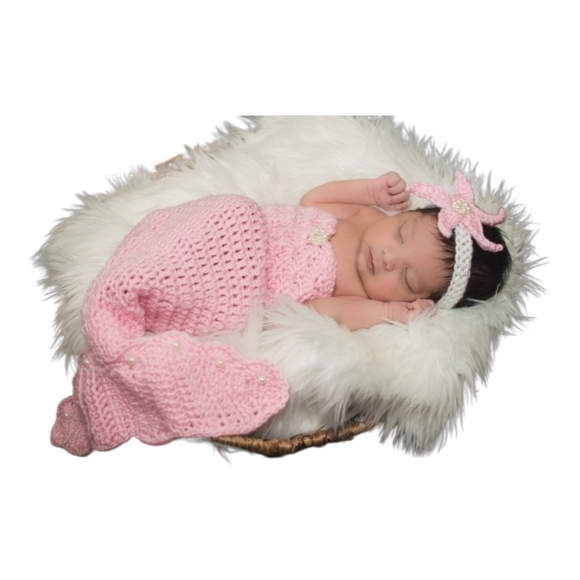 Mermaid Princess Crochet Newborn Mermaid Tail Cocoon & STARFISH HEADBAND - Picture 1 of 8